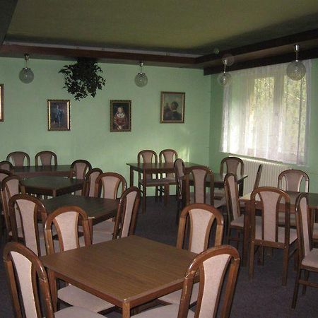 Hotel Reoneo Vernířovice Eksteriør billede